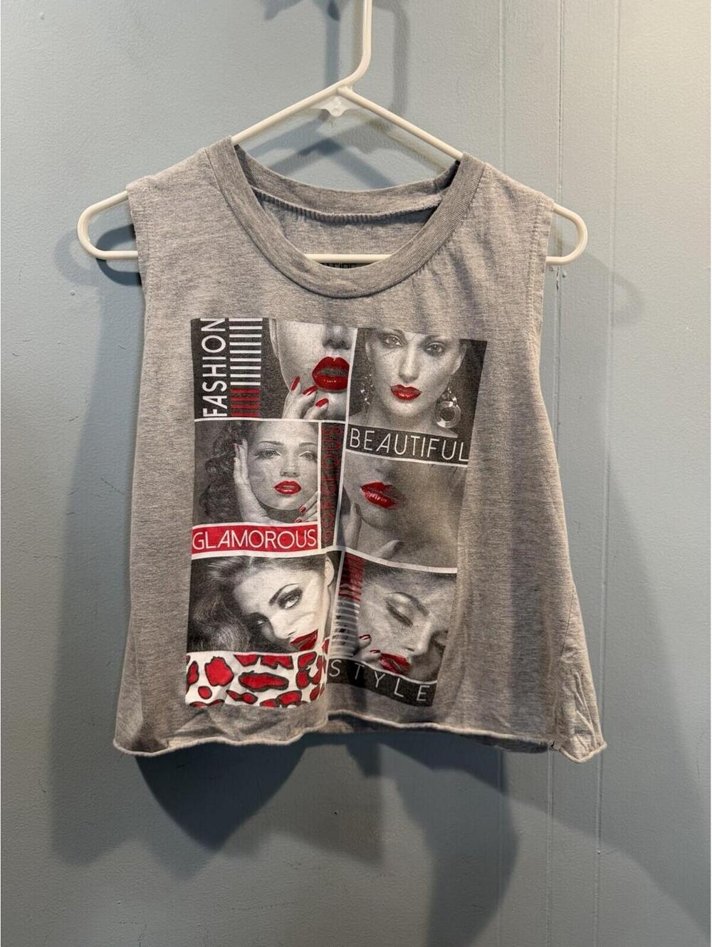 Womens On Fire Sleeveless T Shirt Crop Size Large Gray
